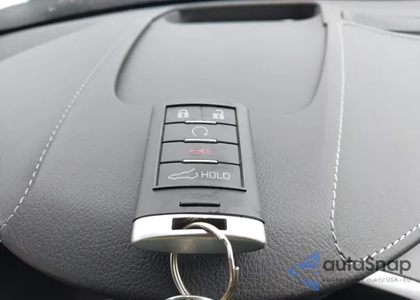 2016 Chevrolet Corvette Stingray z USA, uszkodzony, nr VIN 1G1YD2D71G5106375